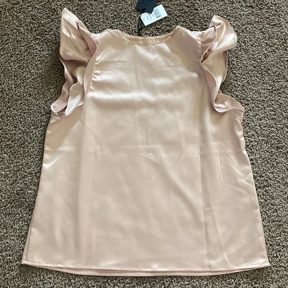 Gibsonlook festive flutter sleeve v-neck top - Picture 4 of 4